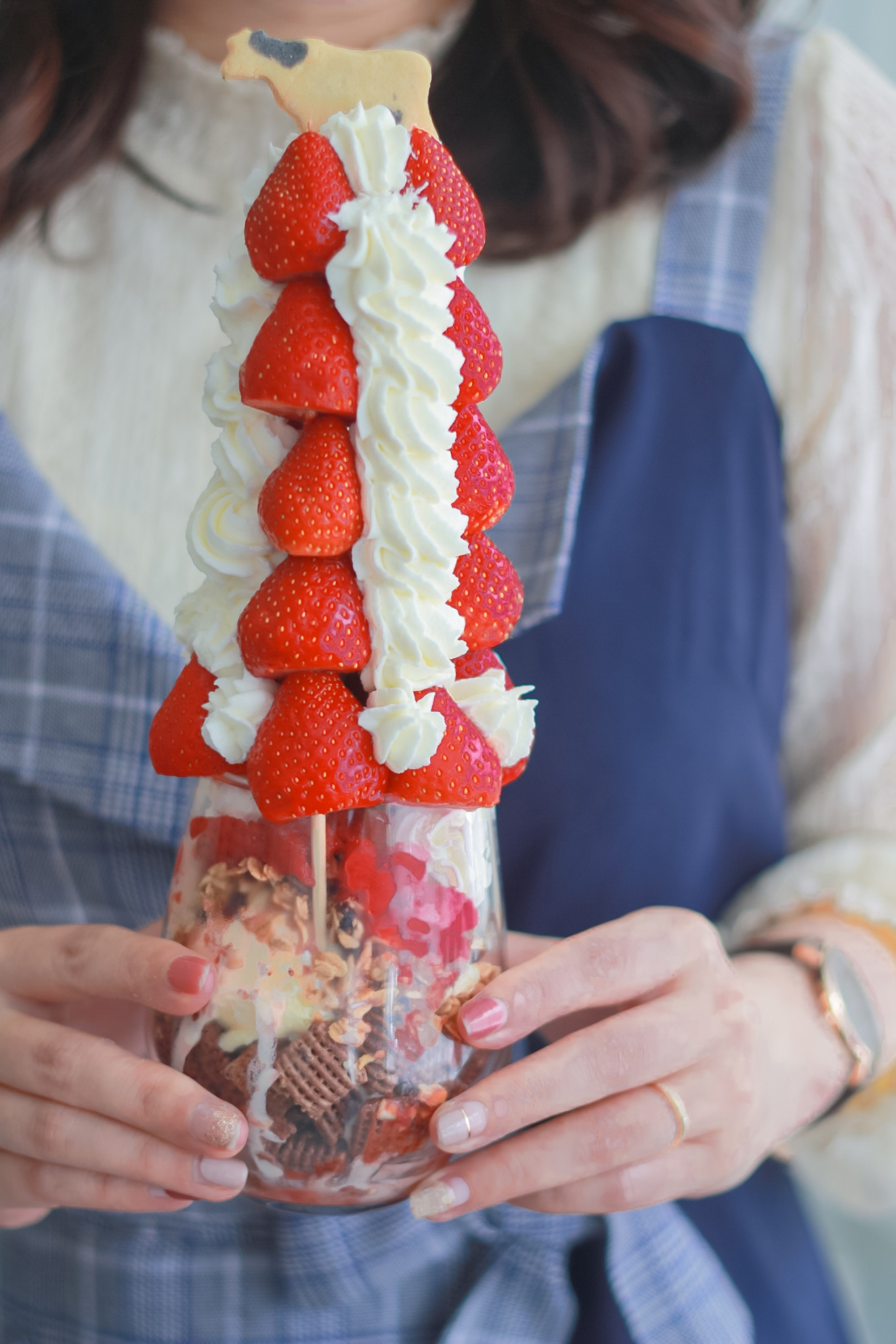 ☆【台北｜西門町】Meat Up覓晌最狂草莓季甜點：草莓界101、隱藏版草莓晴空塔