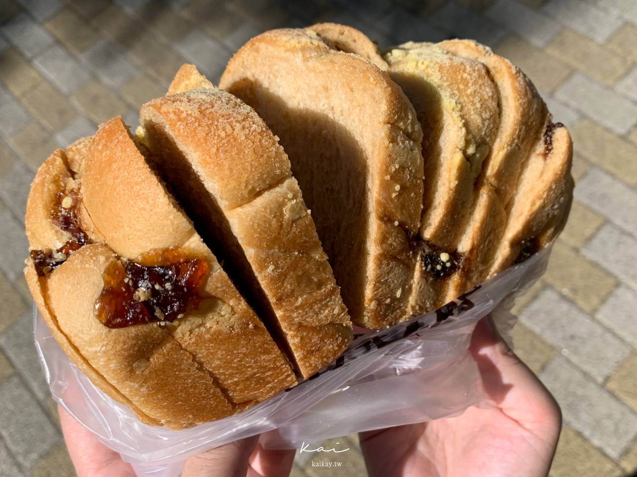 ☆【新北｜林口】武藏野の手感麵包。新品：蒜香乳酪、黑糖麻糬吐司