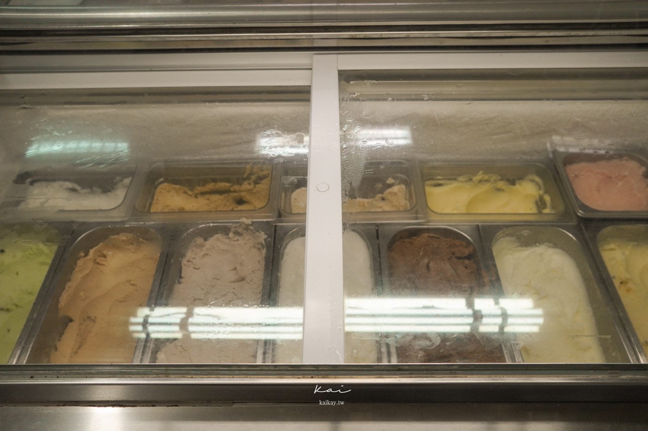 ☆【花蓮美食】明新冰菓店三寶：三豆剉冰．檸檬汁和古早味冰淇淋，每個都超好吃