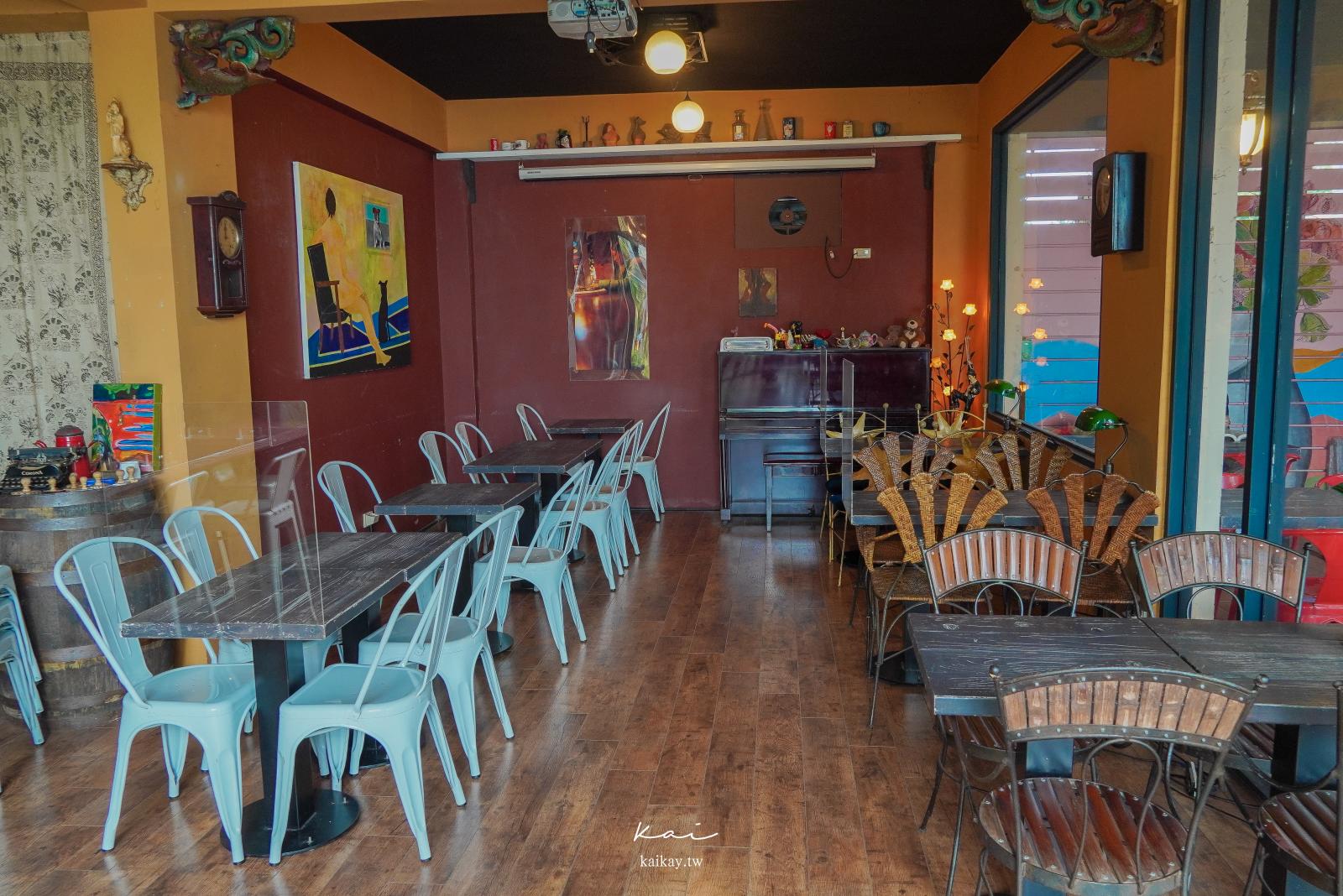 ☆【新北｜淡水】去年在馬倫巴 CAFÉ。淡水河邊的地中海風復古咖啡廳