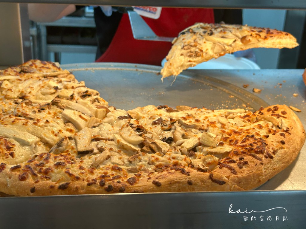 ☆【好市多美食】就愛這款奢華「瓦斯味」。Costco最新松露蕈菇披薩 @凱的日本食尚日記