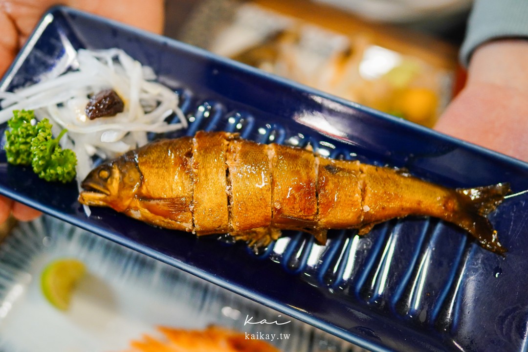 ☆板橋華江市場美食。大家樂鮮魚舖 生魚片、壽司新鮮到嚇死你